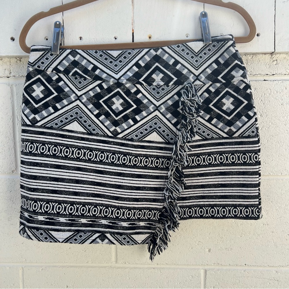 Topshop Black and White Geometric mini skirt
